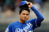 MINNEAPOLIS, MN: Bruce Chen #52 of the Kansas City Royals reacts during the first inning against the Minnesota Twins at Target Field in Minneapolis, Minnesota. (Photo by Hannah Foslien/Getty Images)